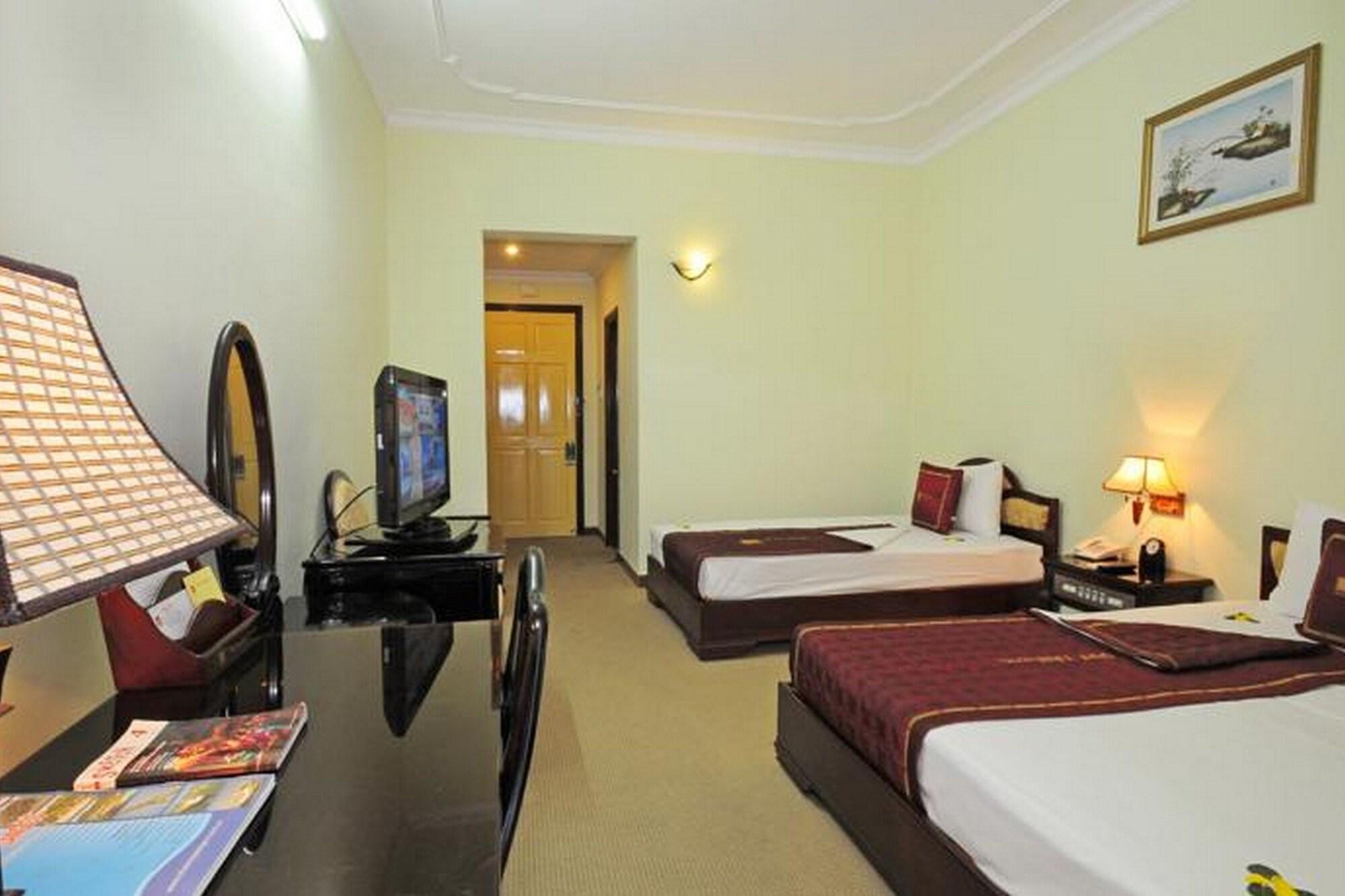 Duy Tan Hotel Hué Extérieur photo