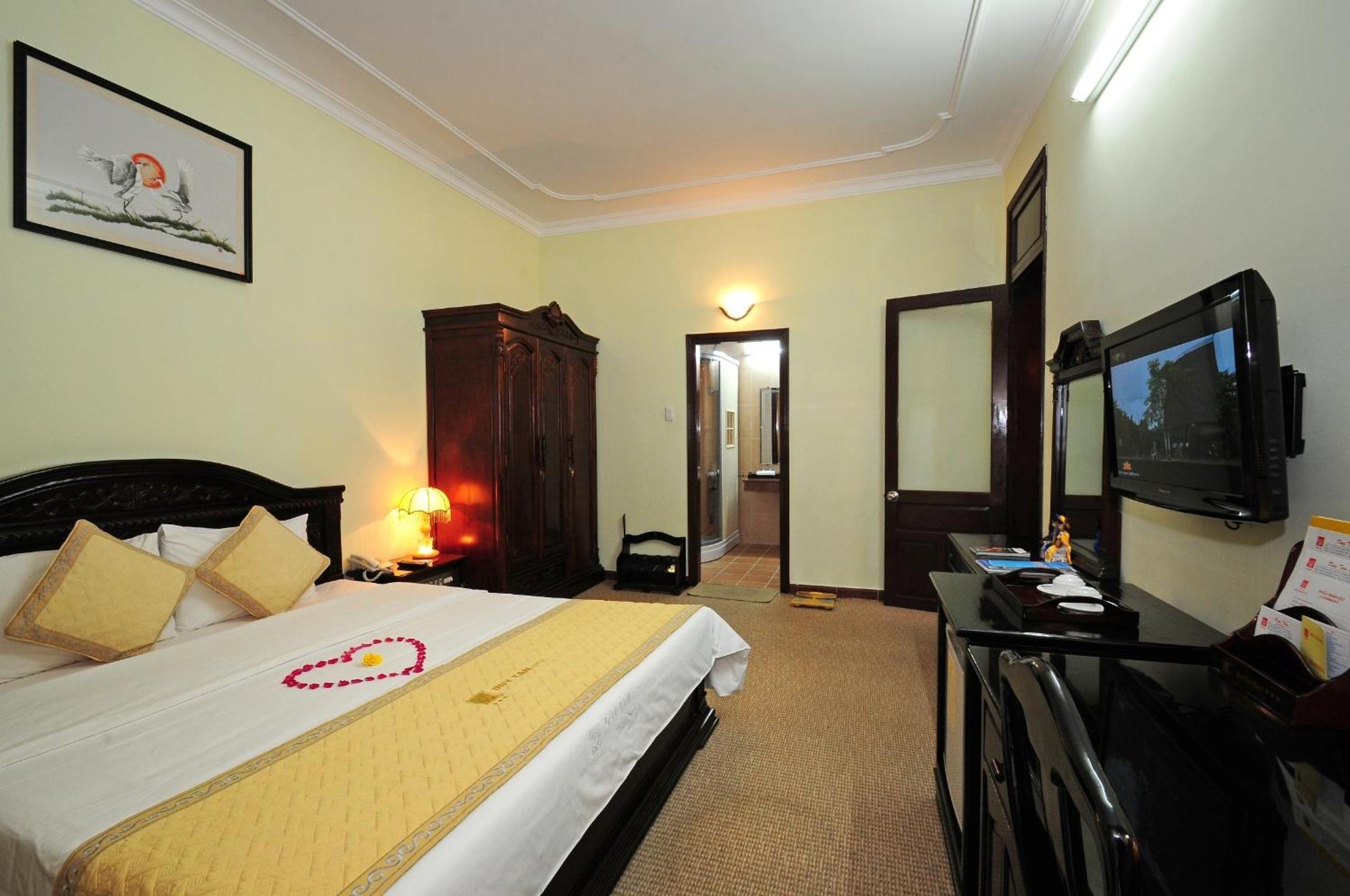Duy Tan Hotel Hué Extérieur photo