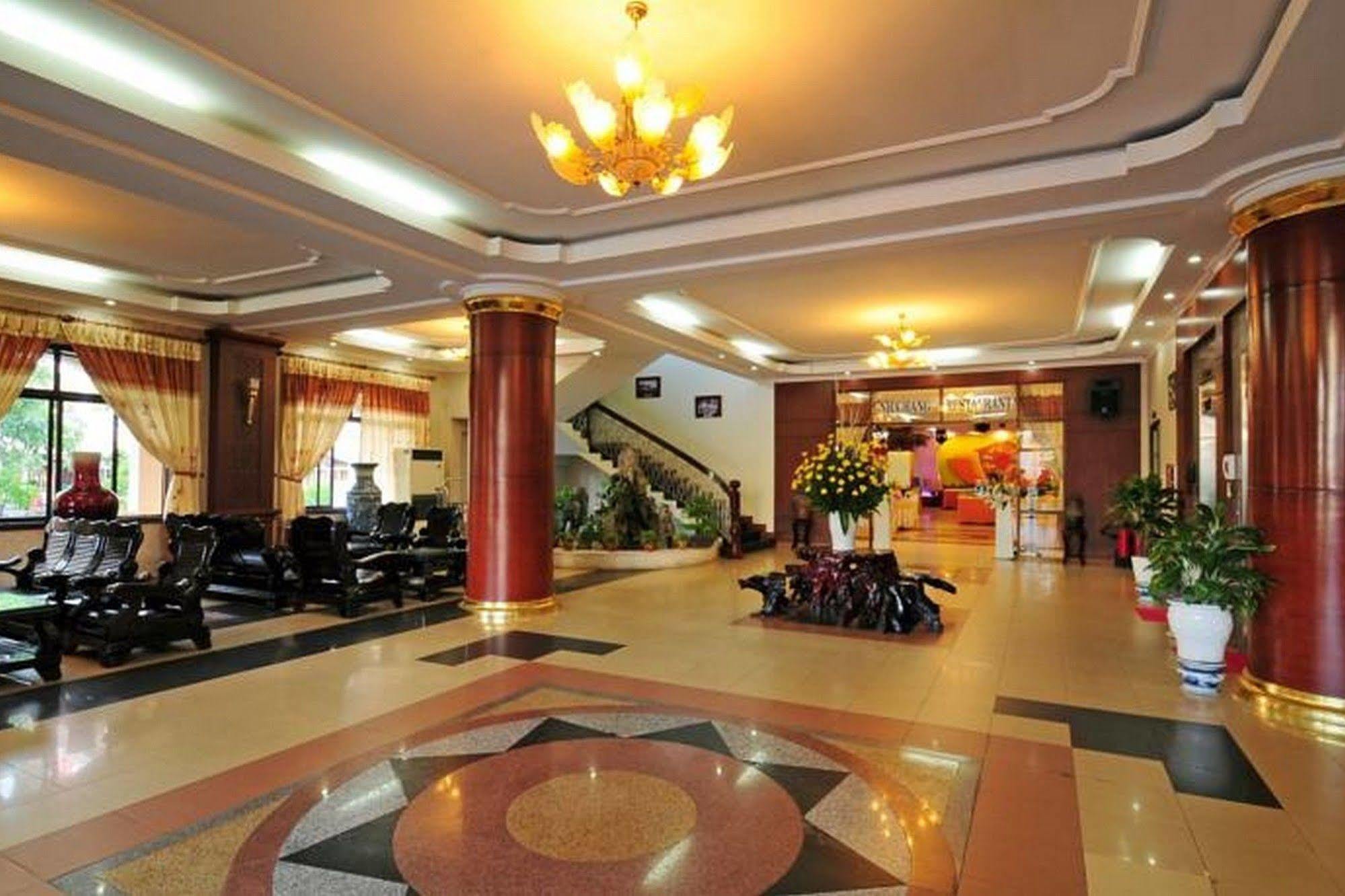 Duy Tan Hotel Hué Extérieur photo